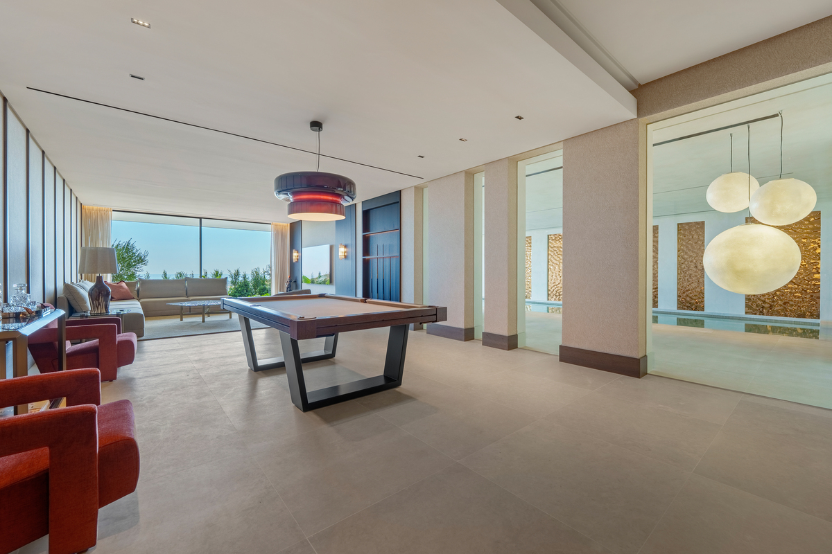 Luxurious Villa in Benahavís - Top Properties Estepona