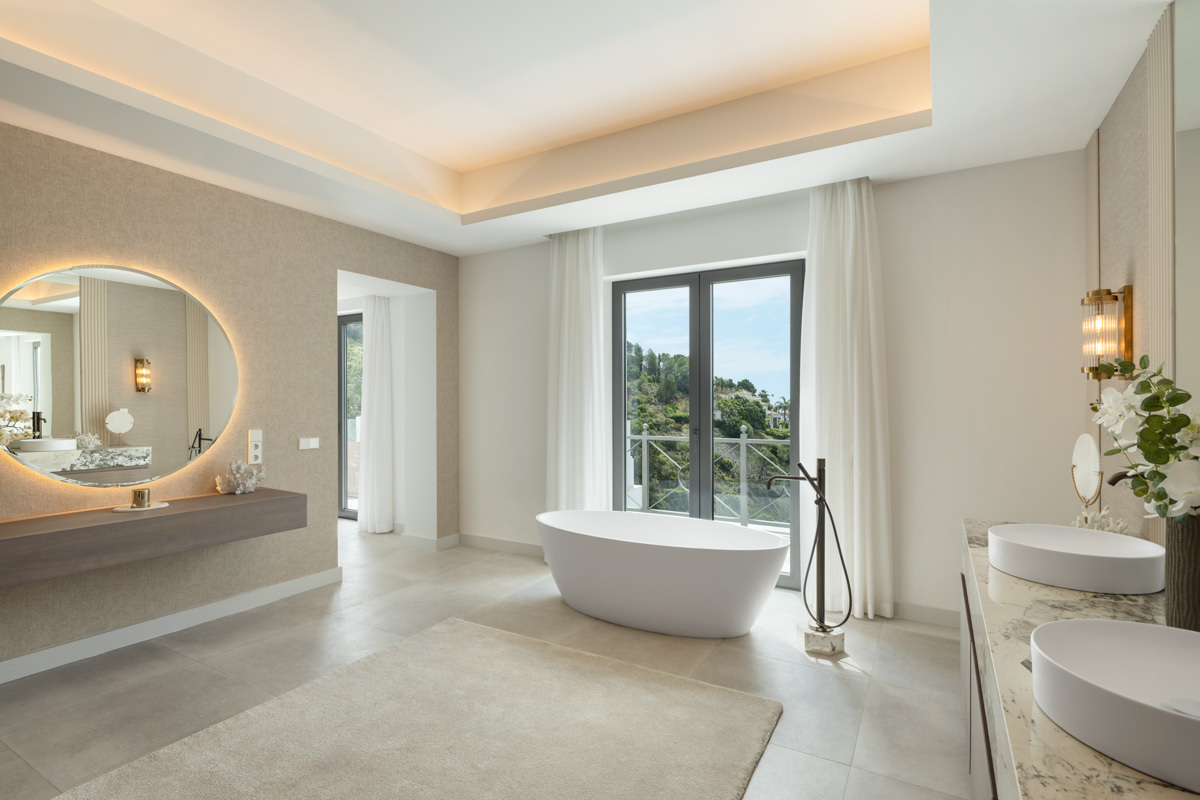 Breathtaking Villa in Benahavís - Top Properties Estepona