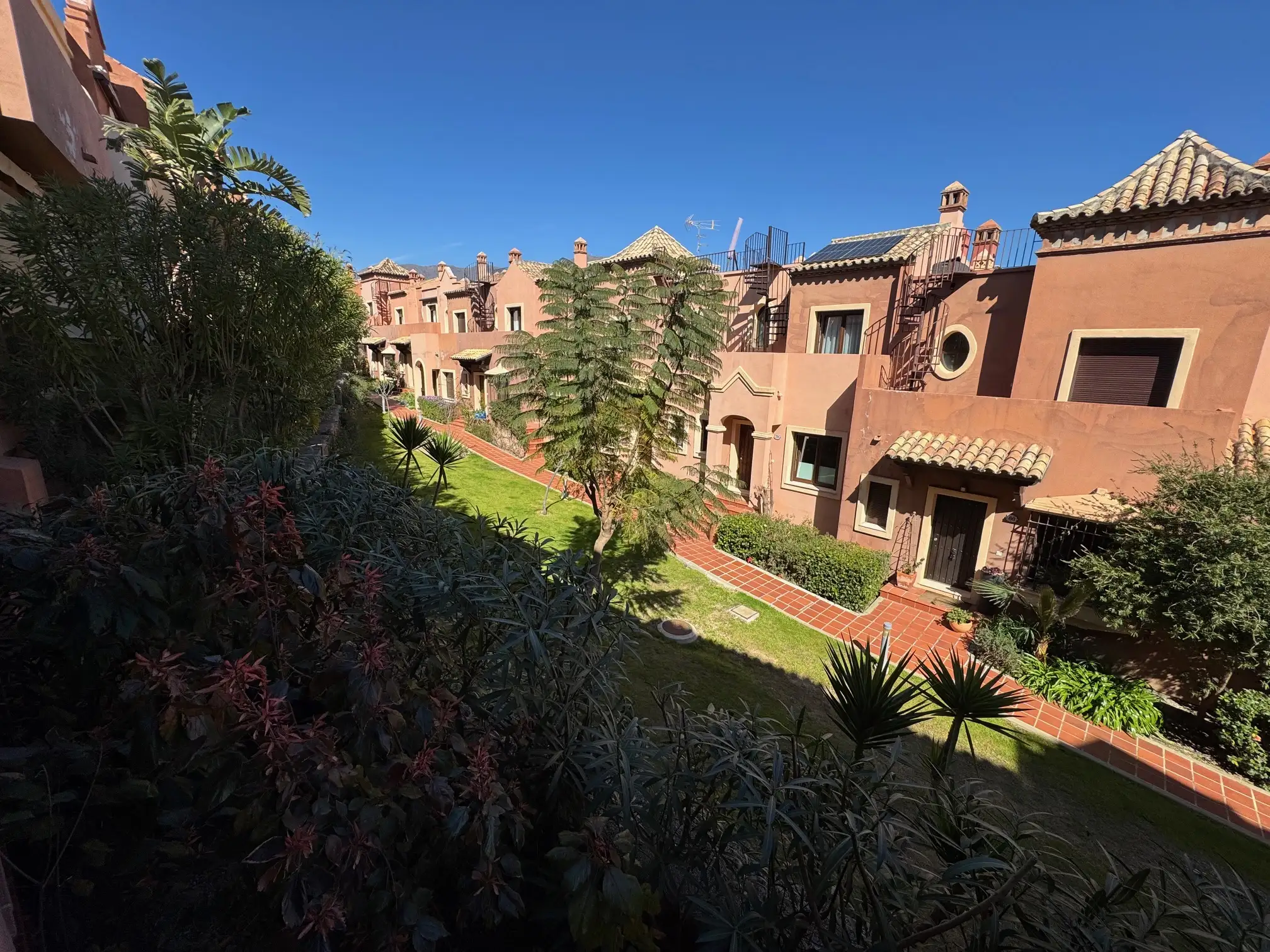 4-Bedrooms townhouse in Estepona - Top Properties Estepona
