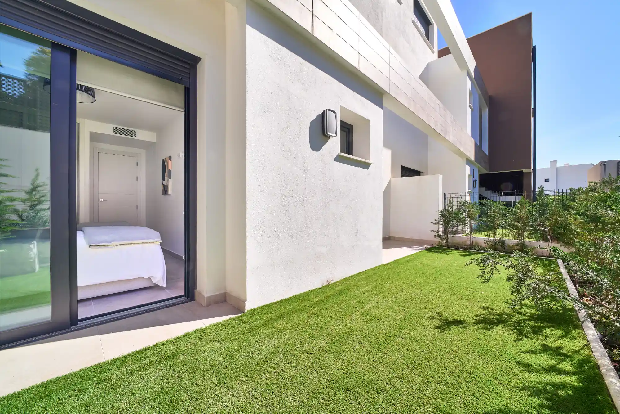 Exclusive Fully Furnished Apartment in Atalaya Estepona - Top Properties Estepona