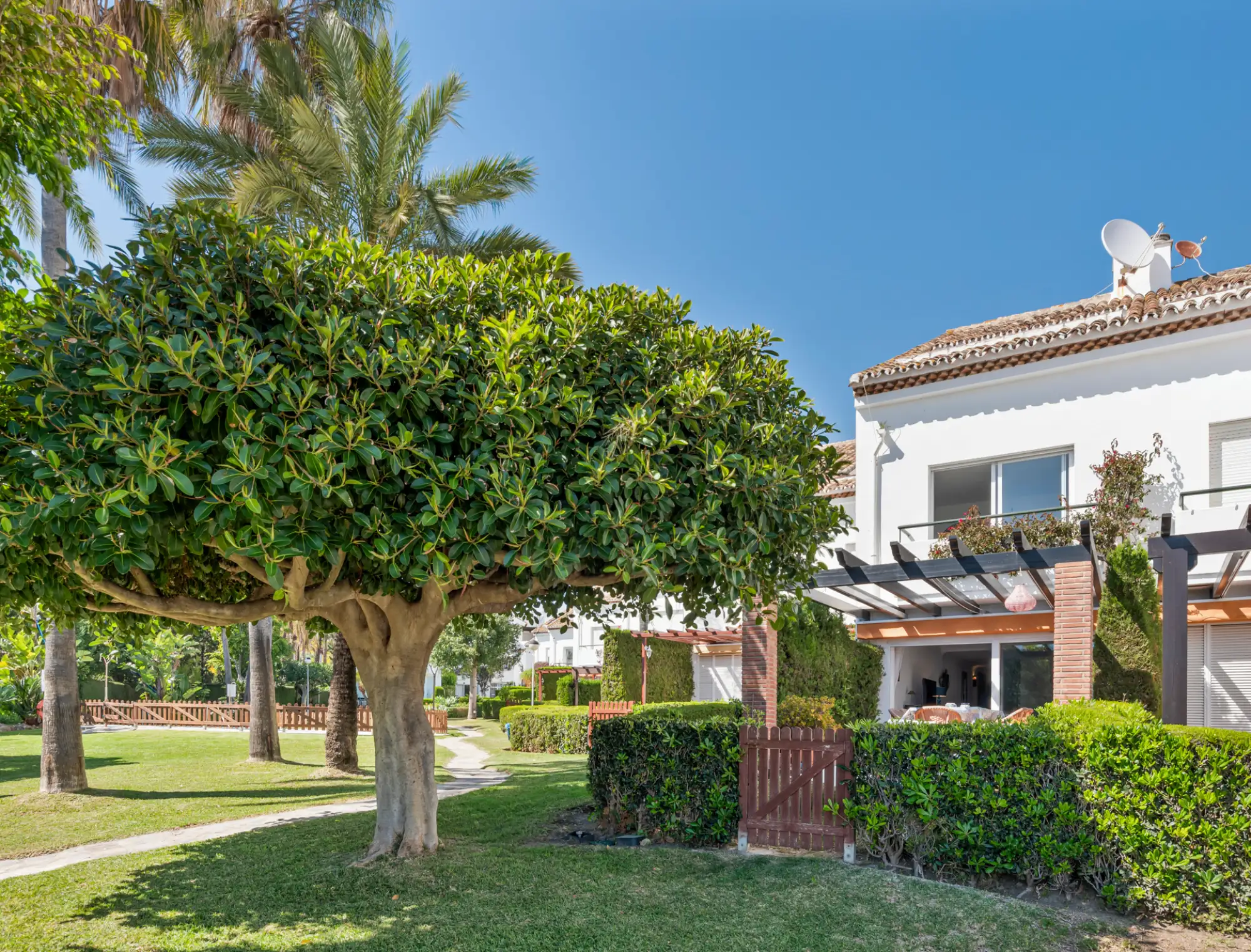 Frontline Beach Townhouse in Estepona West - Top Properties Estepona