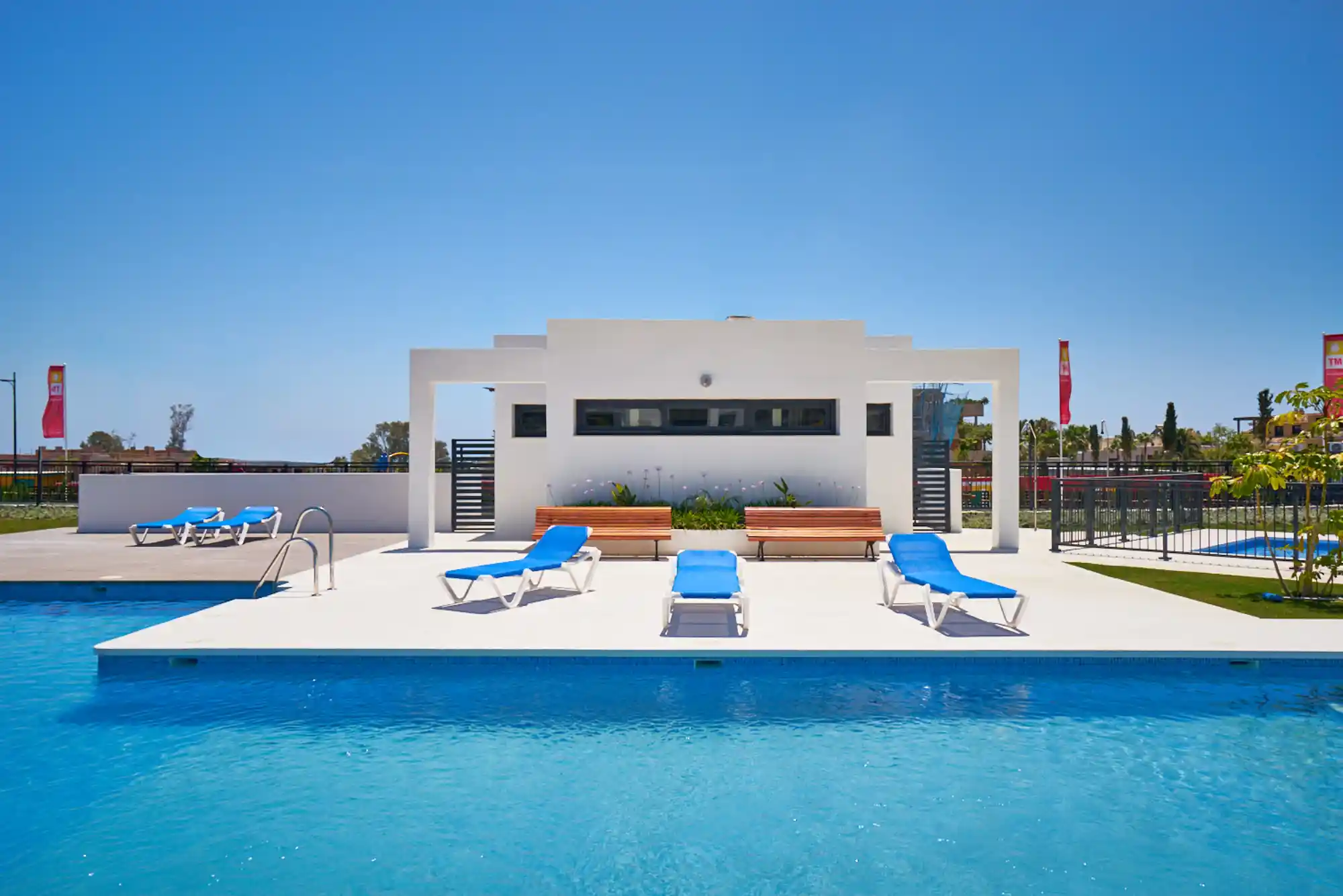 New Garden Apartment in Bel Air - Top Properties Estepona