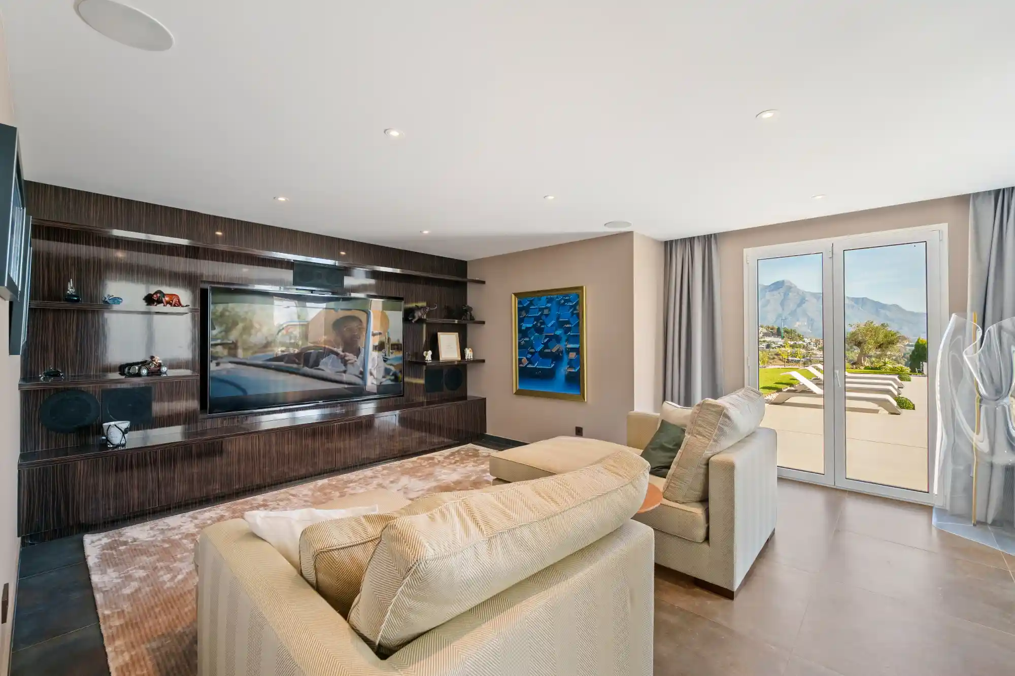 Luxury Villa in Puerto del Almendro, Benahavis - Top Properties Estepona