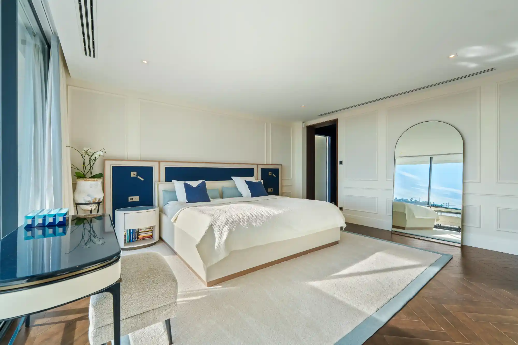 Luxury Villa in El Madroñal, Benahavis - Top Properties Estepona