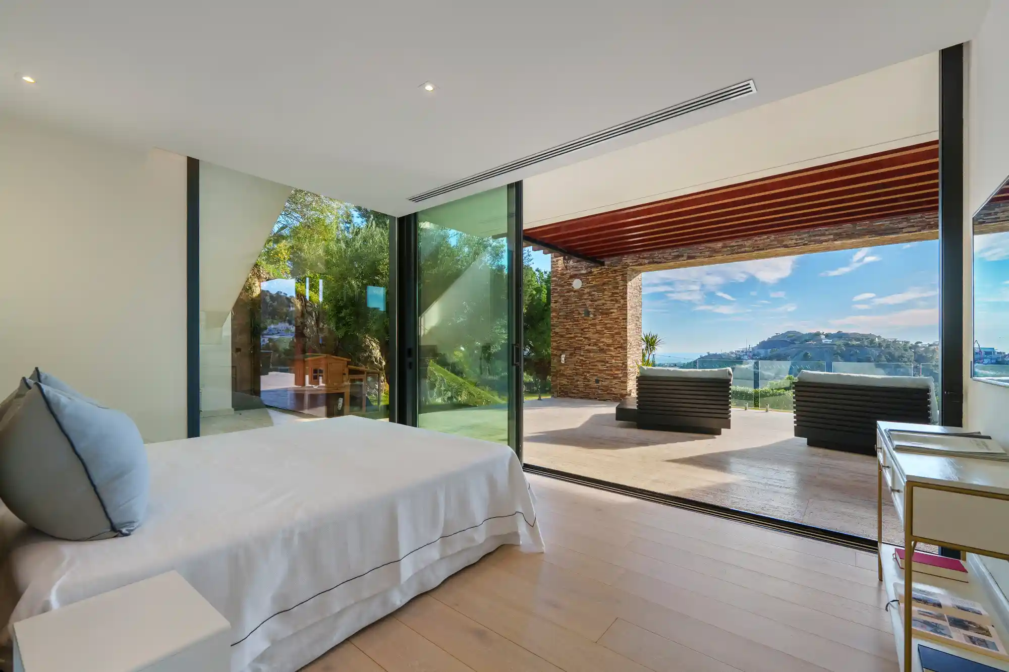 Luxury Villa in El Madroñal, Benahavis - Top Properties Estepona