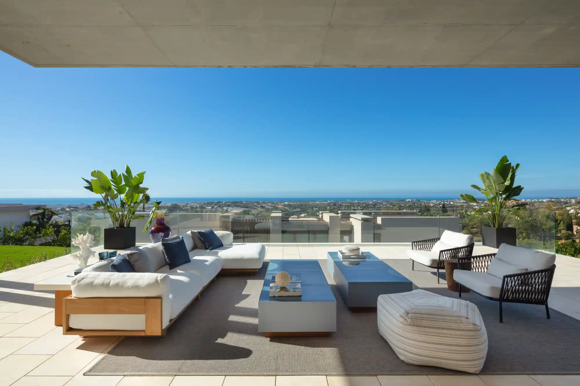 Golf Villa in La Quinta, Benahavis - Top Properties Estepona