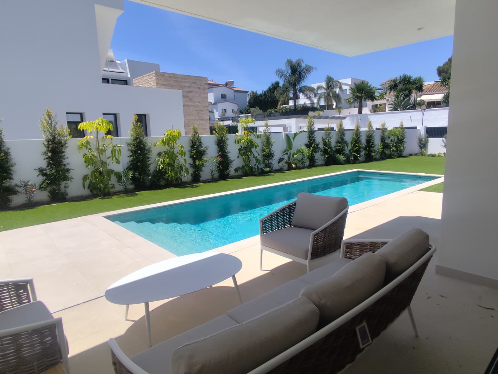 Unique duplex townhouse in Nueva Atalaya - Top Properties Estepona