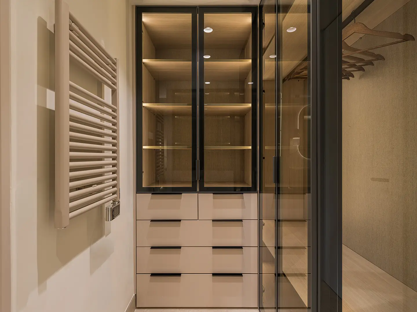 Luxury Frontline Ground-Floor Apartment
