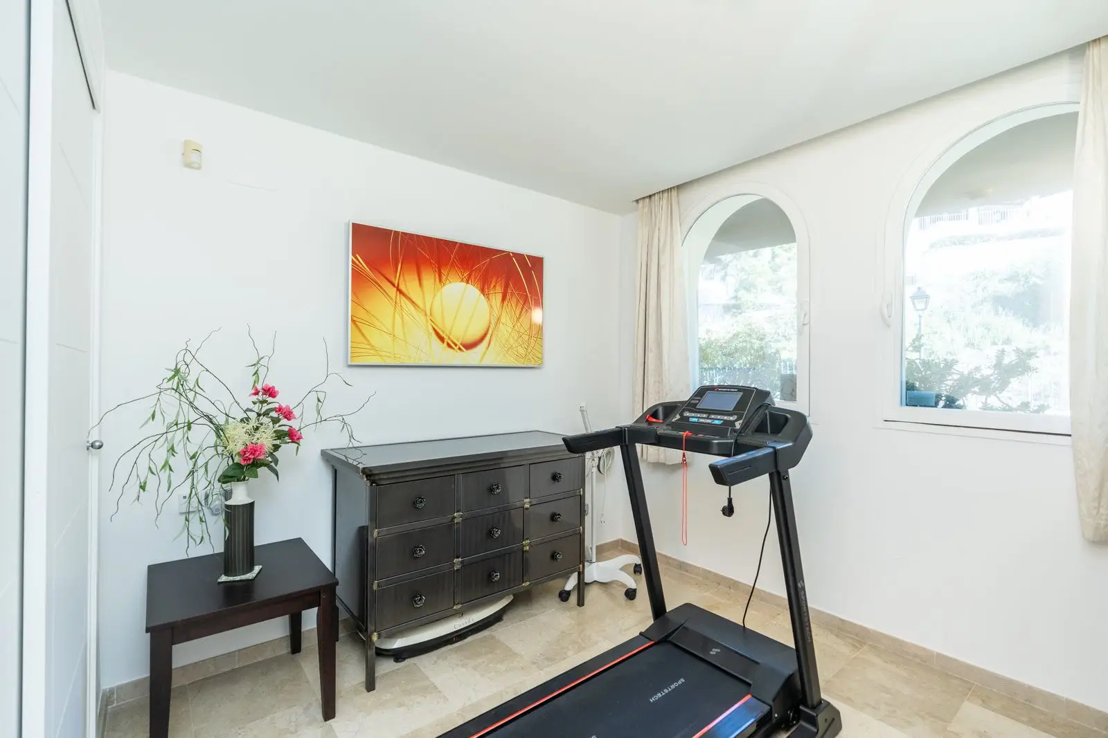 Spacious Apartment with Panoramic Views in Benahavís