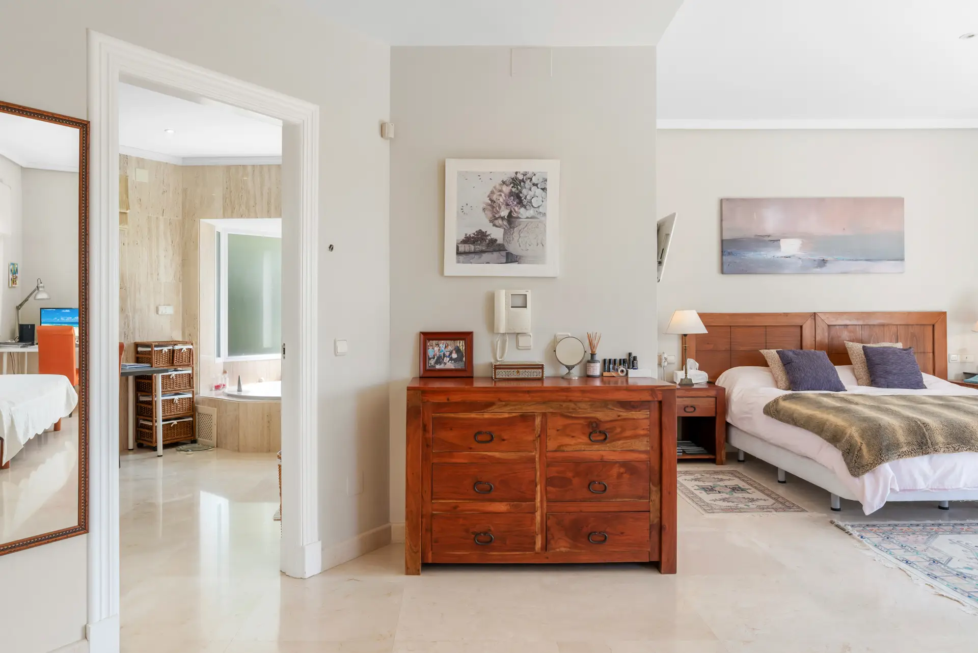 Elegante Villa mit Meerblick in El Paraíso