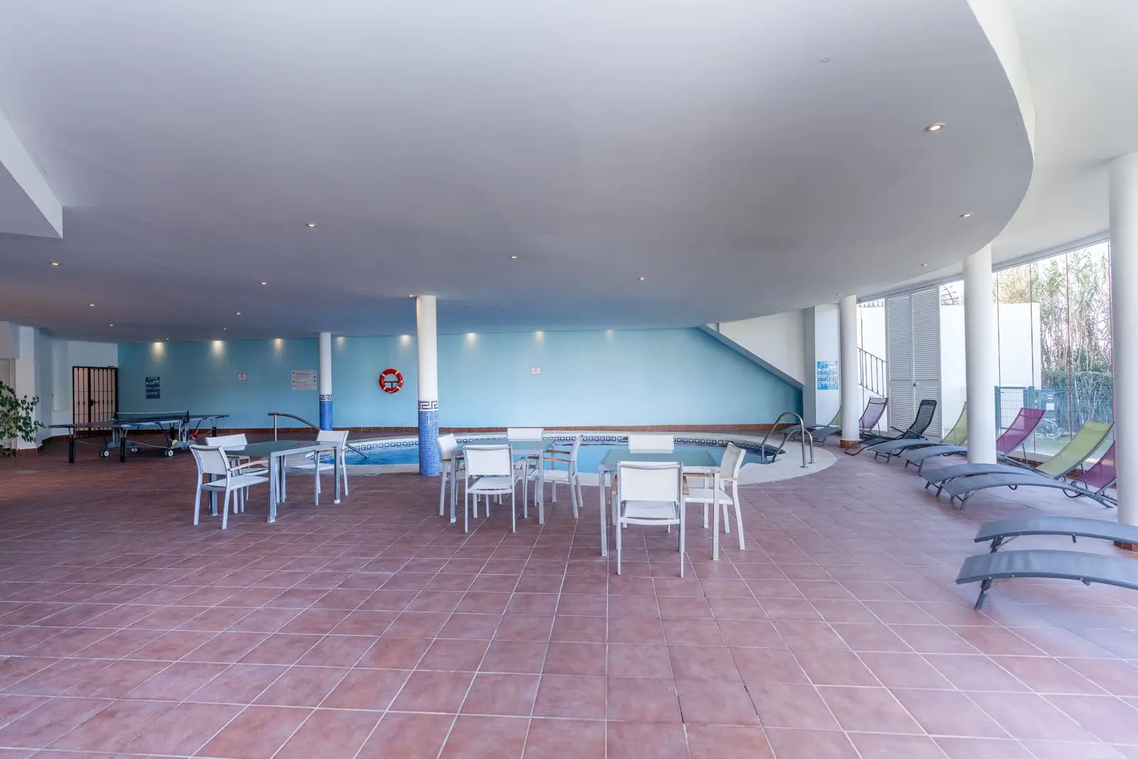 Spacious Apartment with Panoramic Views in Benahavís