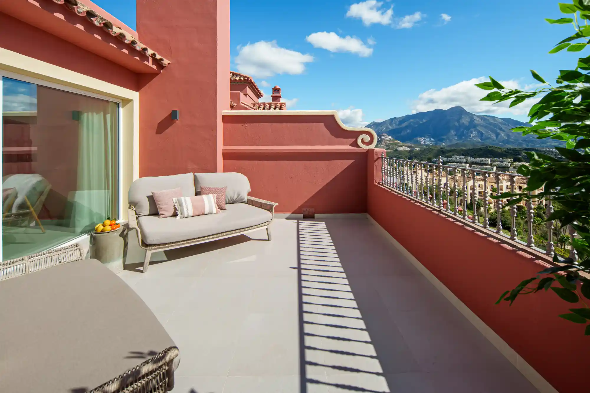 Modern Penthouse in Benahavís - Top Properties Estepona