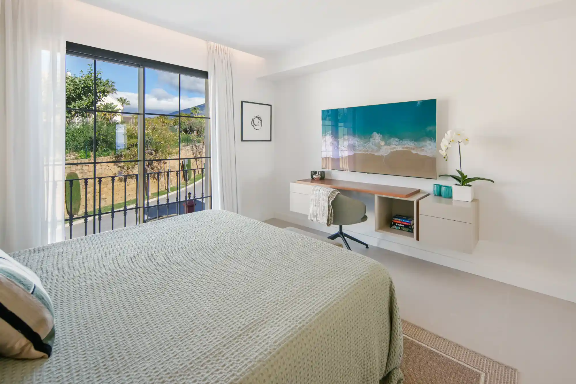 Modern Penthouse in Benahavís - Top Properties Estepona