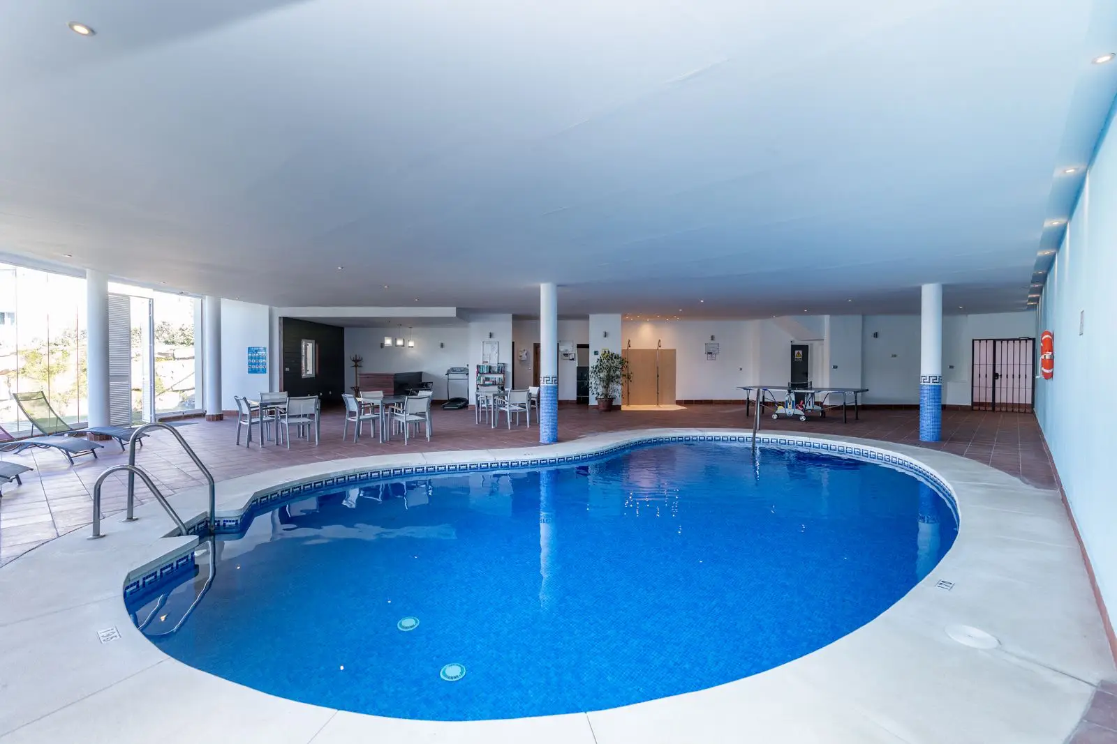 Spacious Apartment with Panoramic Views in Benahavís