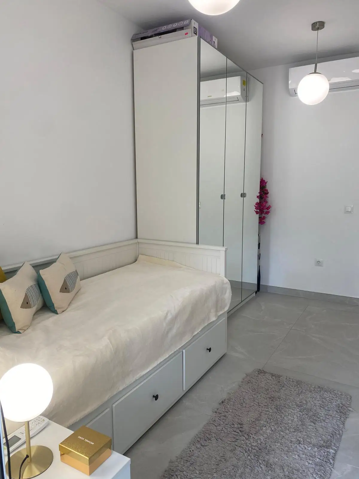 Renovated Beachside Apartment in Benamara