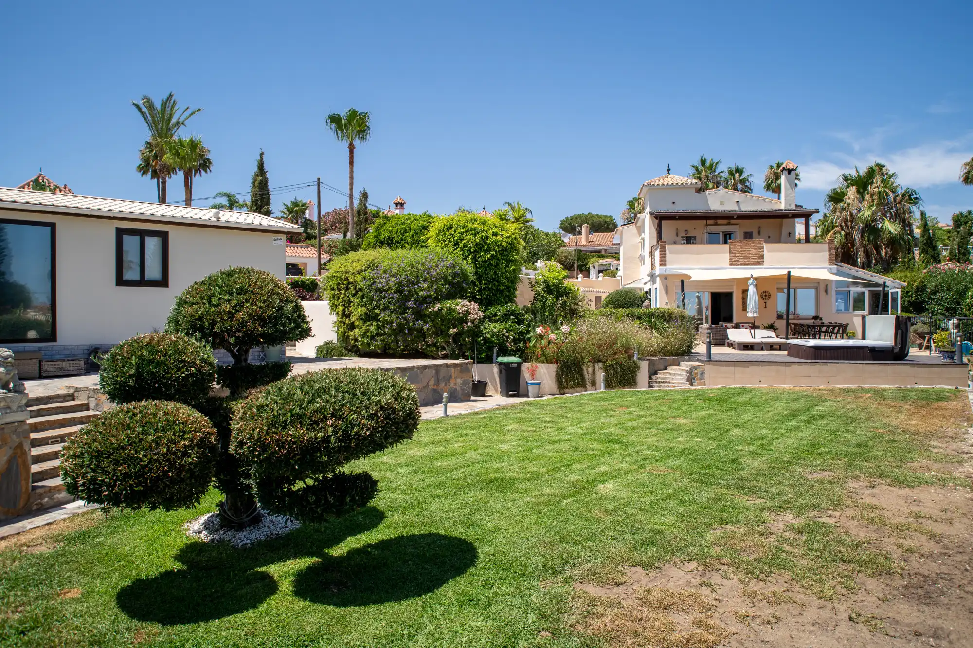 Elegant Villa with Panoramic Sea Views in Estepona - Top Properties Estepona