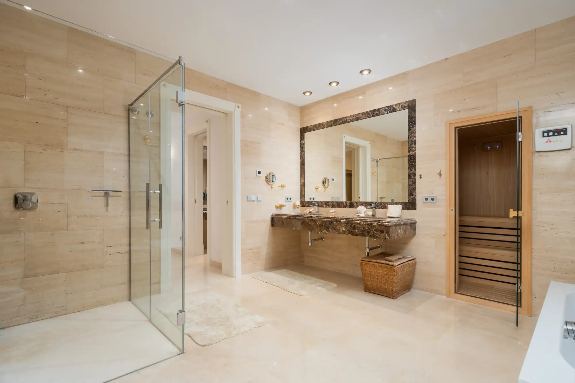 Contemporary Luxury Villa in Casasola - Top Properties Estepona