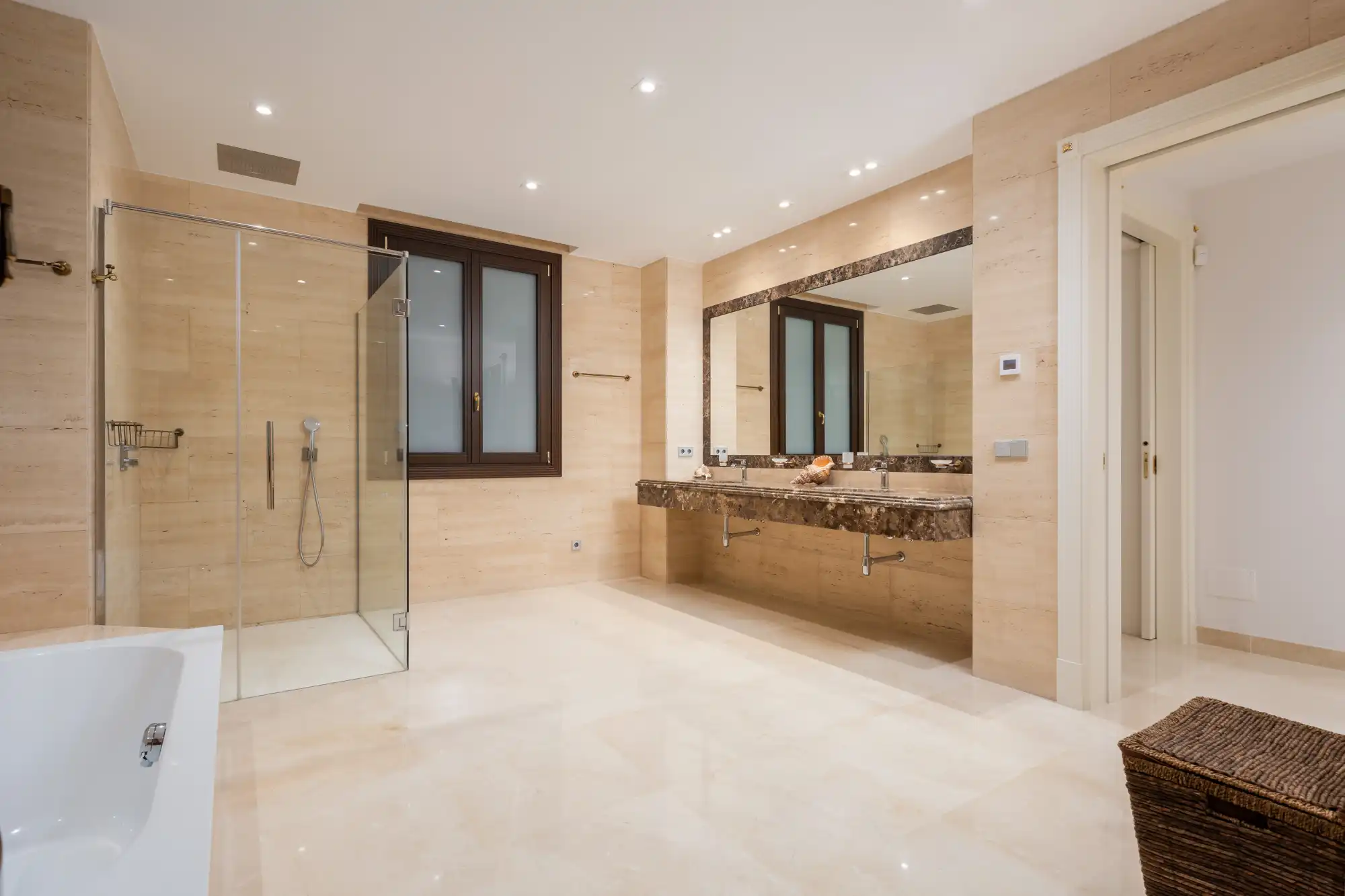 Contemporary Luxury Villa in Casasola - Top Properties Estepona