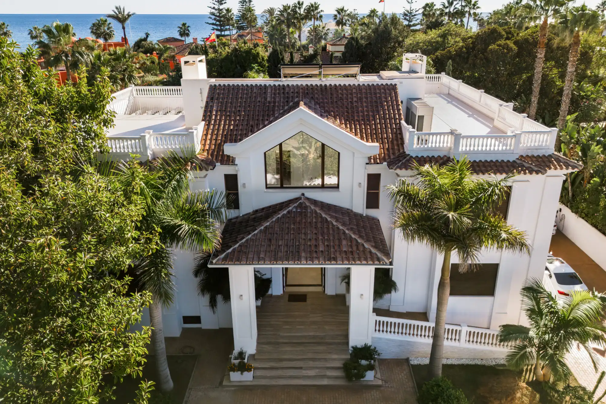 Contemporary Luxury Villa in Casasola - Top Properties Estepona