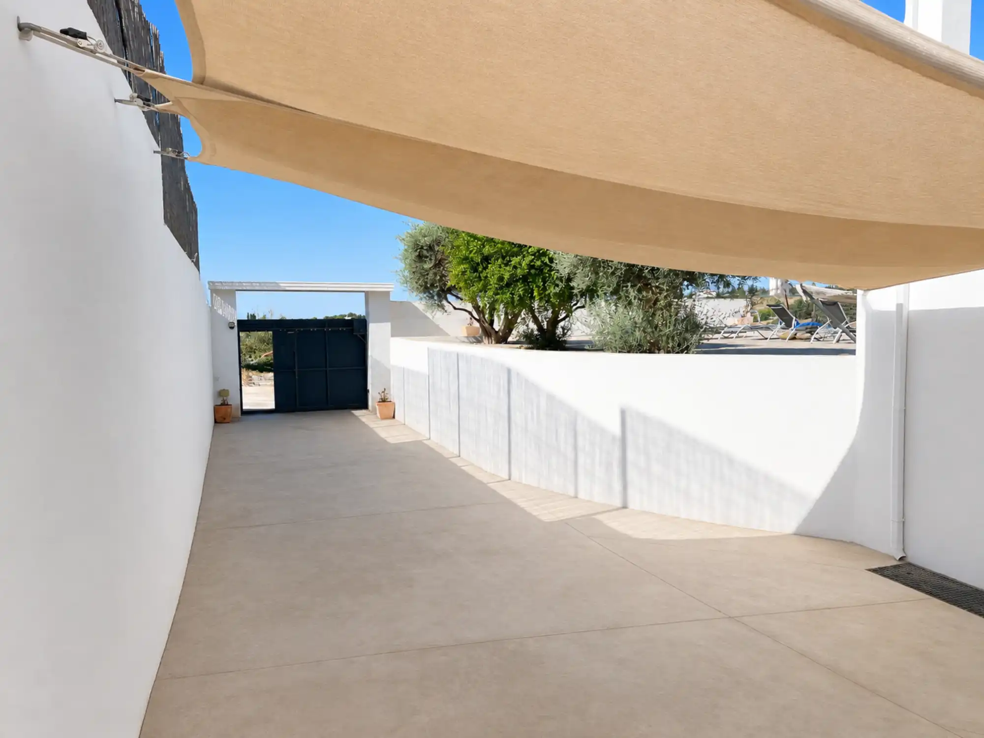 Contemporary Luxury Villa with privacy close to Estepona - Top Properties