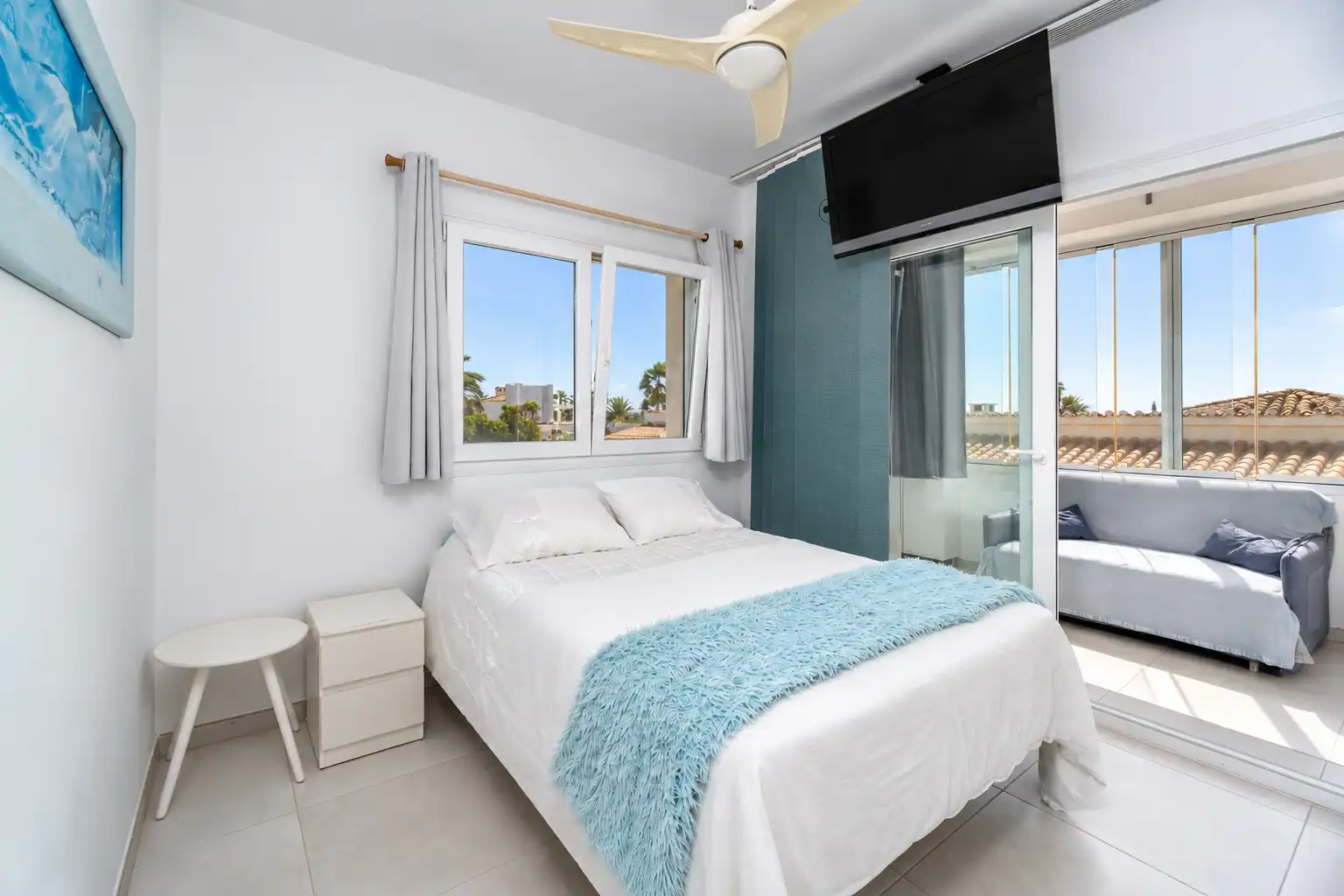 Zeitgenössische Villa nur wenige Schritte vom Strand in El Saladillo – Top Properties