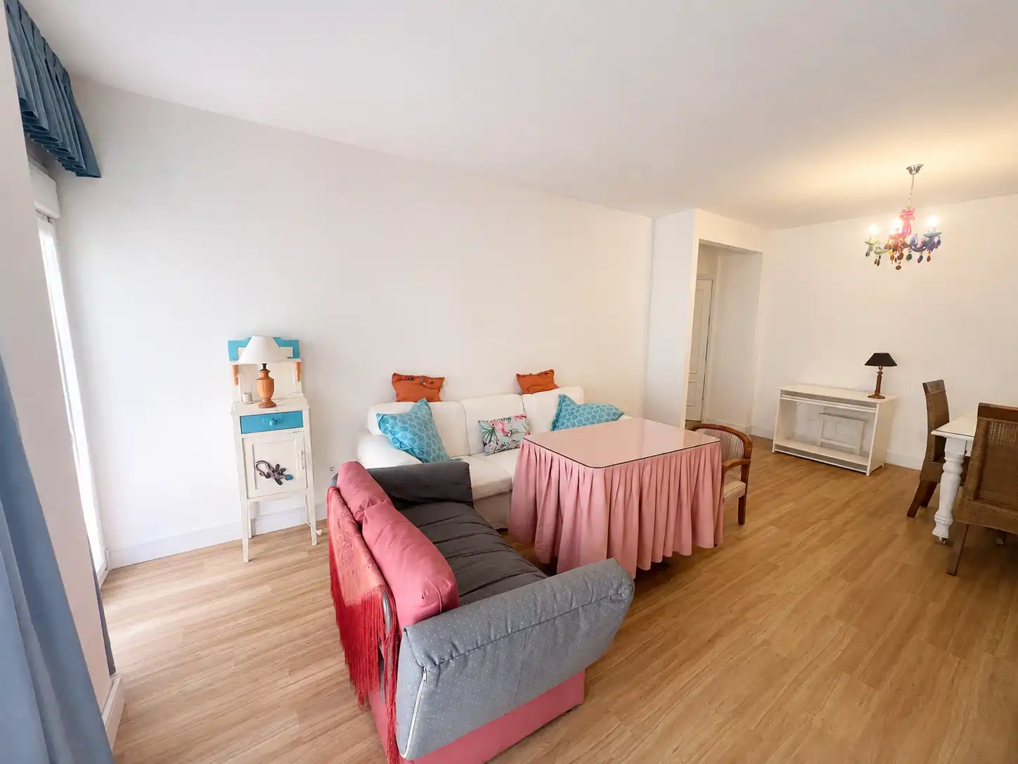 Beachfront Apartment in Estepona Town Center - Top Properties