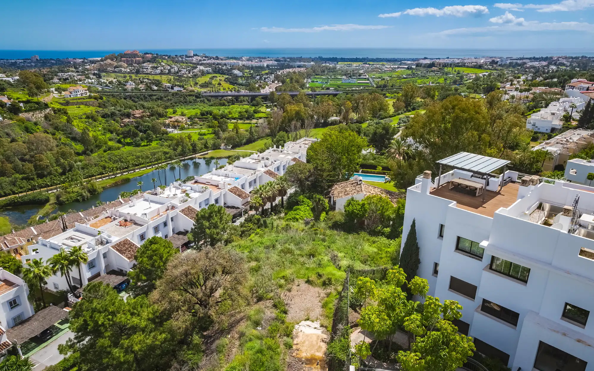 Sea View Plot with Project & Building Licence La Quinta, Benahavís - Top Properties