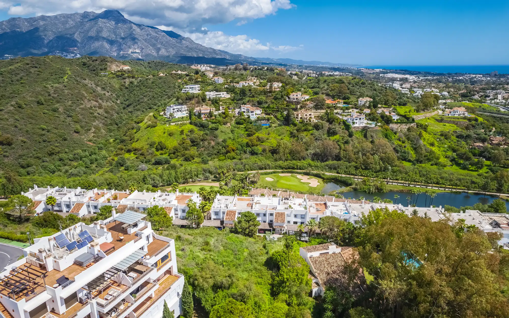 Sea View Plot with Project & Building Licence La Quinta, Benahavís - Top Properties