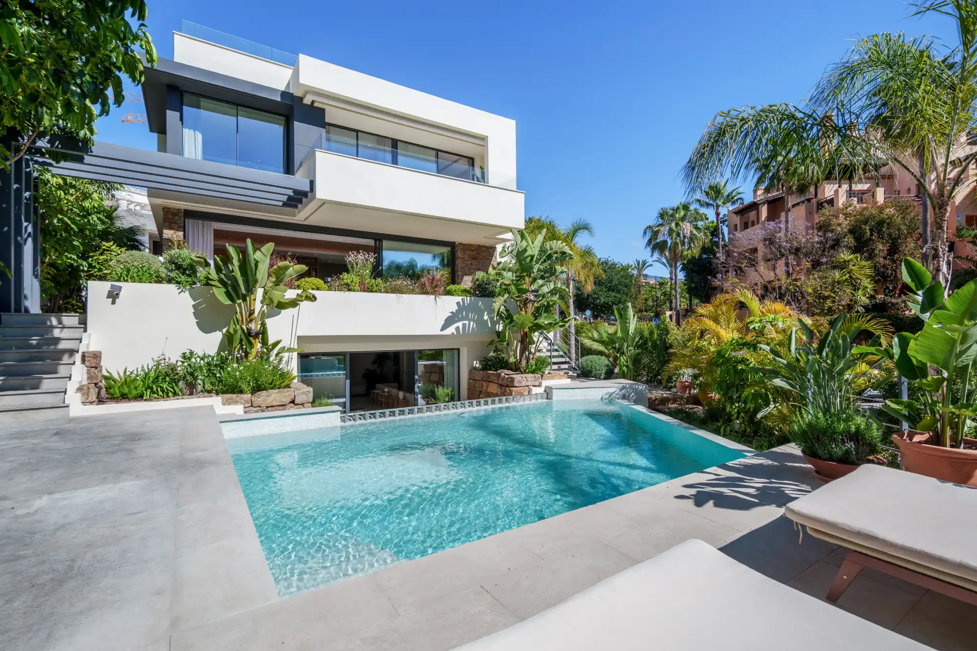 Luxury villa in El Campanario - Top Properties