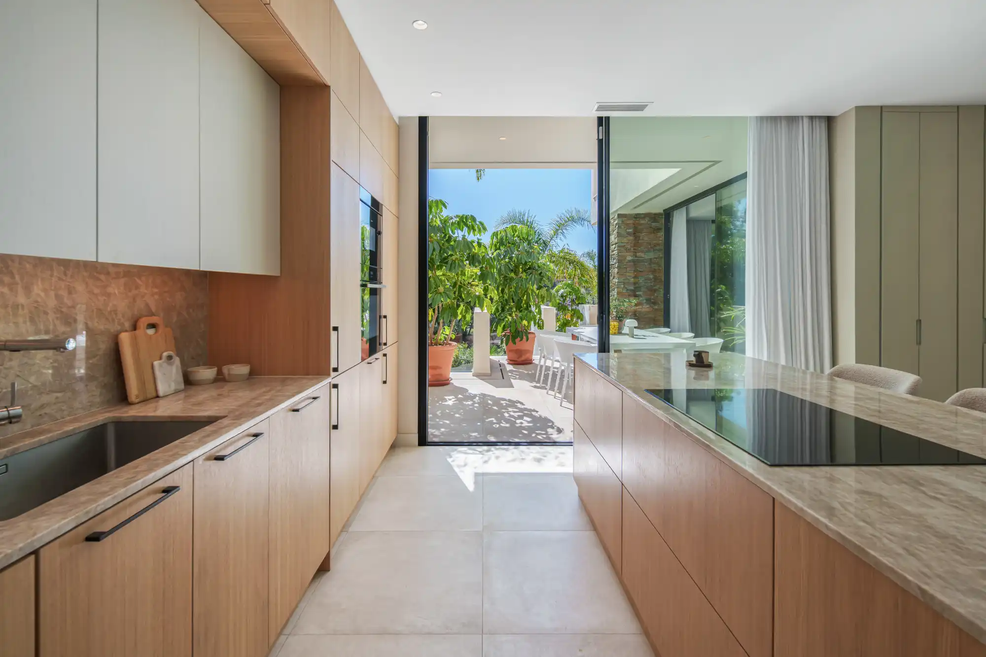 Luxury villa in El Campanario - Top Properties