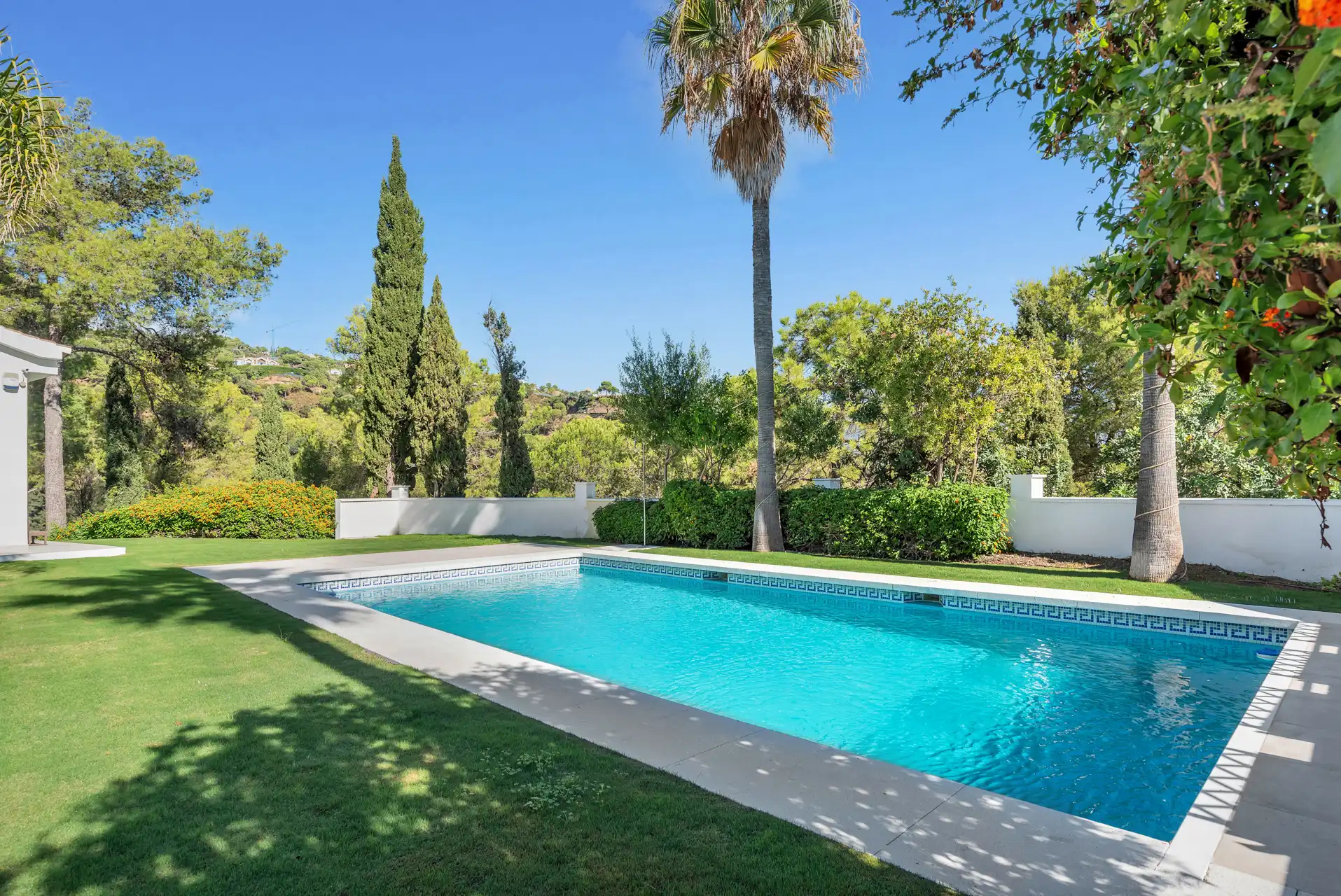 Renovated Villa in El Madroñal, Benahavís - Topproperties