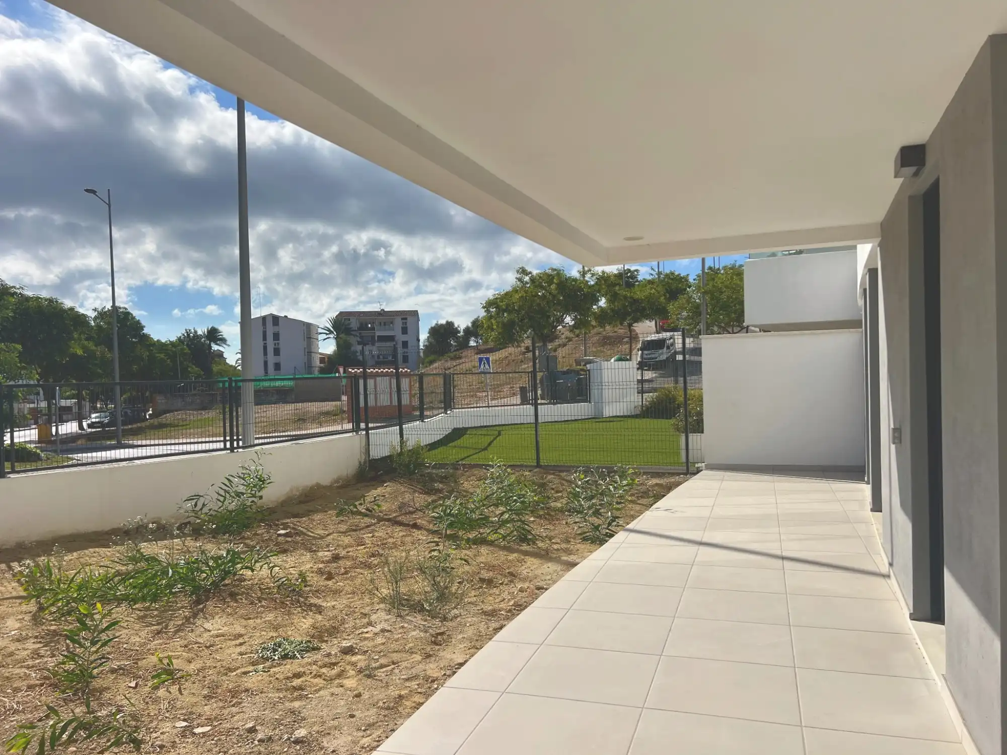 Ground-Floor Apartment with Large Private Garden in Estepona - Topproperties